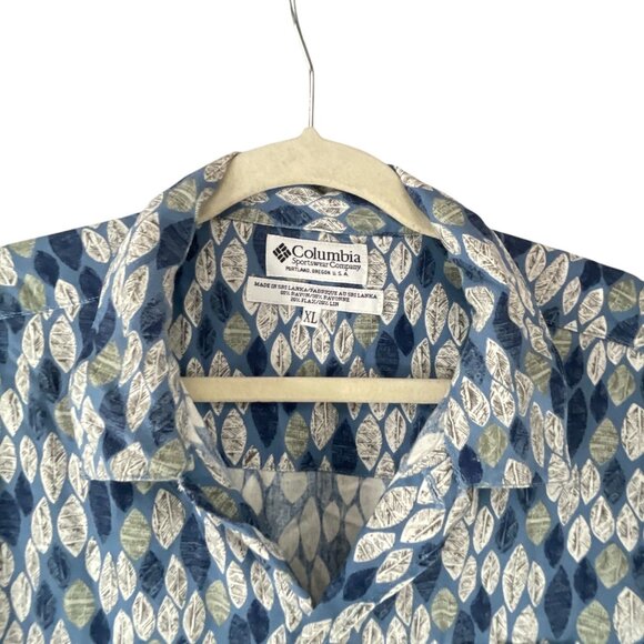 Columbia Men's XL Short-Sleeve Leaf Print Shirt Blue White Lightweight Vacation - Picture 2 of 7